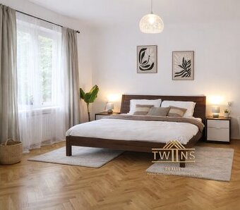 Štýlový staromestský 2-izbový byt s balkónom a klimatizáciou