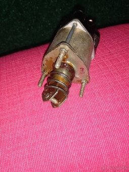 Spínač štartéra, cievka