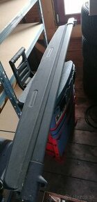 Roleta do kufra VW T5 Caravelle – originál, čierna,