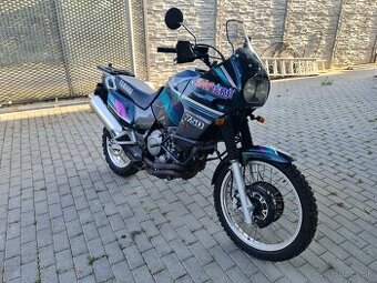 Yamaha XTZ 750