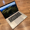 Apple Macbook Pro 15” 2018 16GB, i7
