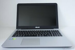ASUS VivoBook 15 X556U