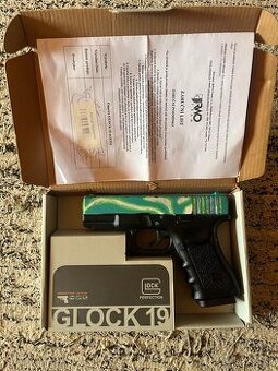 GLOCK-19 CO2