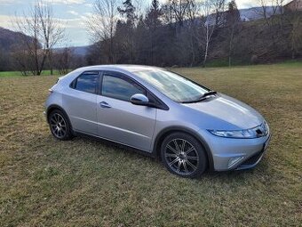 Honda Civic 1.8 i-VTEC BENZÍN + LPG