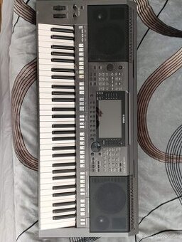YAMAHA-PSR-770
