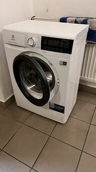 Práčka Electrolux