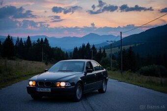 BMW E39 520i