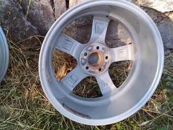 elektrony 5x108 r17