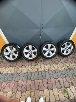 Audi Q3 Hliníkové disky 7Jx18 ET 43 s pneu GoodYear Audi Q3