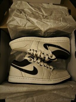 Air Jordan 1 Low Pale Ivory/Baroque Brown 40.5