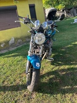Suzuki bandit s 600