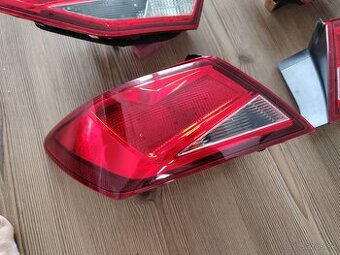 Seat Leon 5F zadné svetlá