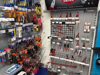 Rozpredáme predajnu zeleziarstva