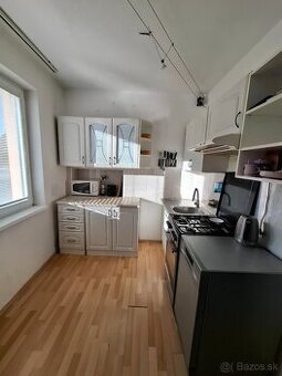 3 izbový byt v Hnúšťi - 1