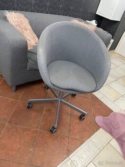 Kreslo IKEA scruvsta