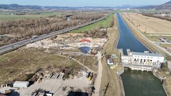 Predaj priemyselného /skladového pozemku priamo pri diaľnici