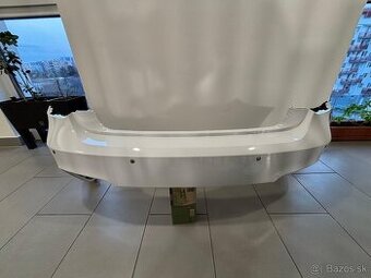 M135i zadný náraznik úplne nový - pasuje na všetky F20/F21