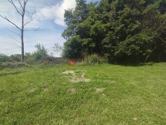 Predaj pozemok 720m2 (41mx17m) Pavčina Lehota-Liptovský Mi