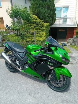 KAWASAKI ZZR 1400 performance - 1