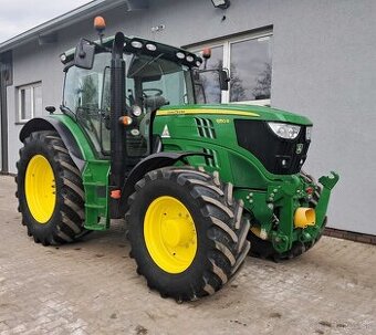 John Deere 6150R + PVH