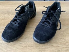 nike halovky