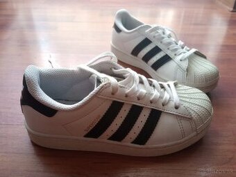Adidas superstar