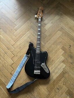 Fender Squier basgitara