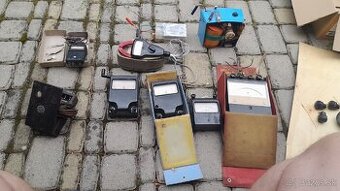 meracie elektricke pristroje