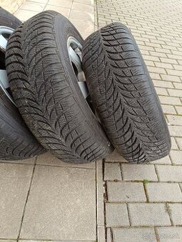 Pneu 195/65 R15