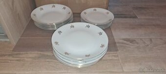Porcelanovy servis a set na caj a pod
