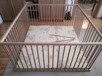 Detská ohrádka s matracom