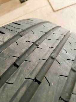 Predám letné pneumatiky 215/60 r16 V XL Continental