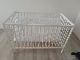 Detská postielka + matrac