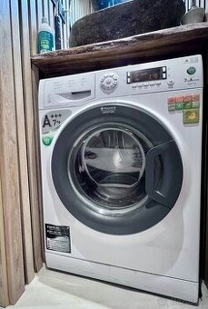 Práčka Ariston Hotpoint
