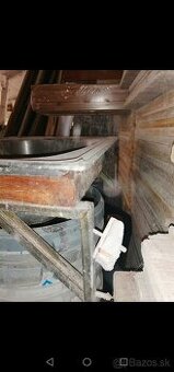 Antikorové umývadlo