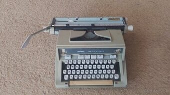 Predám švajčiarský starožitní písací stroj Hermes v kufríku
