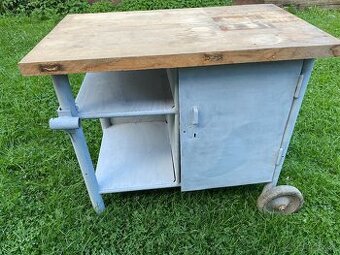 Predám pracovný stôl/Ponk/