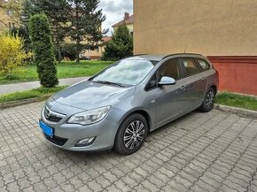 Opel Astra  ST 1.7CDTI
