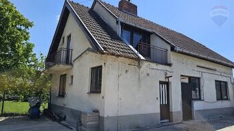 Na predaj 6-izbový dom 170 m2 s dvojgarážou 72 m2 v obci Top