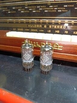 Telefunken ECC83/12AX7 takmer identicky pár