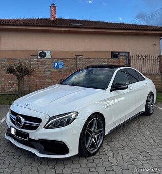 Mercedes Benz AMG C63, uprava BRABUS 600PS