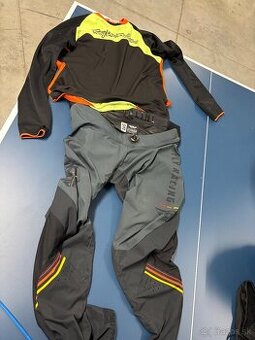 Komplety na motokros, enduro