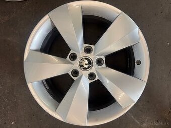 5x112 R17 SKODA originál