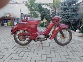 predam 2x jawa 555 starsi typ, a novsi - 1