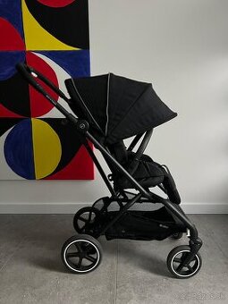 Cybex Eezy S Twist+2 magic black