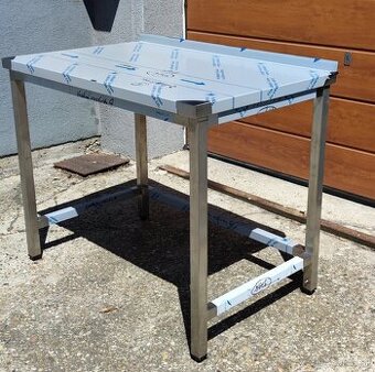 Pracovný stôl, gastro stoly, nerezový nábytok kuchynský