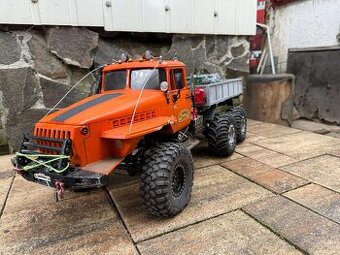 RC crawler
