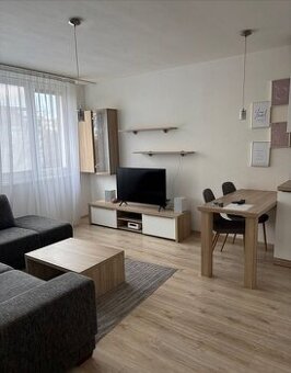 Na predaj 3 izbový byt , Hronská ulica, Košice -Západ