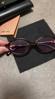 Miu miu okuliare