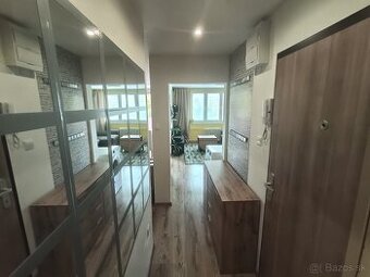 3 IZBOVÝ BYT TRENČÍN NA PREDAJ, SIHOŤ